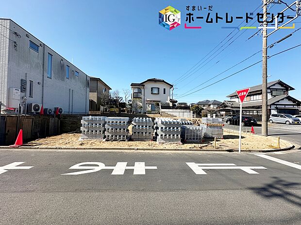【 前面道路含む現地写真】◆気になった物件すぐにご見学対応させていただきます♪平日・お仕事帰りなど、いつでもご案内可能です♪周辺環境と併せて、実際に現地をご確認ください♪