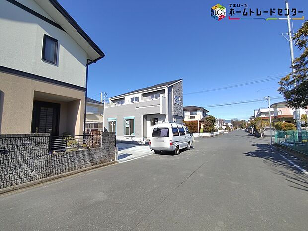 【現地外観写真】◆平日・お仕事帰りなど、いつでもご案内させていただきます！デザイン・目に見える設備面も大切ですが、耐震構造で地震に強い家の為、次代へ繋ぐ強固な住宅です。