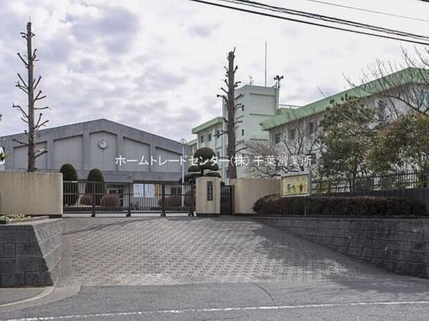 千葉市立土気南小学校(約803m)