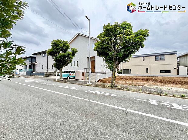 【現地外観写真】◆≪お問い合わせ当日のご内覧もお任せください♪≫
耐震に優れた工法を採用、一生住む家だから構造にも環境にもこだわりを。地震に強いオリジナル工法を是非お確かめ下さい♪