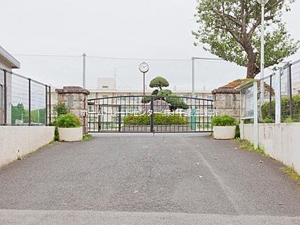 千葉市立誉田中学校 1300m(徒歩17分)