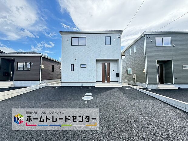 5号棟
当日のご見学予約も承ります。同じものは2つとない「夢のマイホーム」との出会いが待っているかもしれません♪