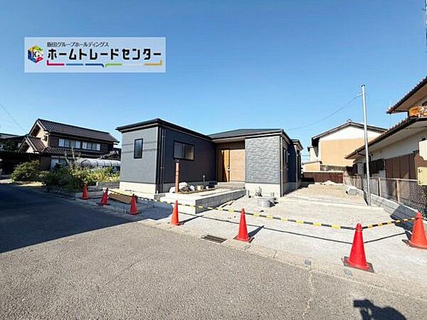 １号棟
限定１邸☆建物堂々完成いたしました！ぜひ現地にて、実際の建物・街並み・日当たり等ご確認下さい♪お問い合わせはお気軽に☆