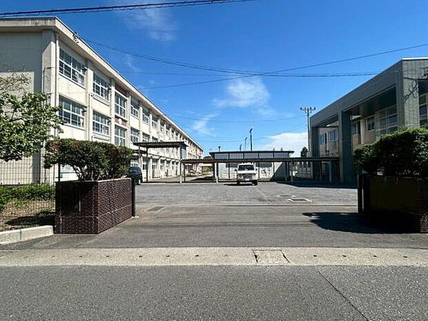 岐阜市立長森中学校（約3,800m）