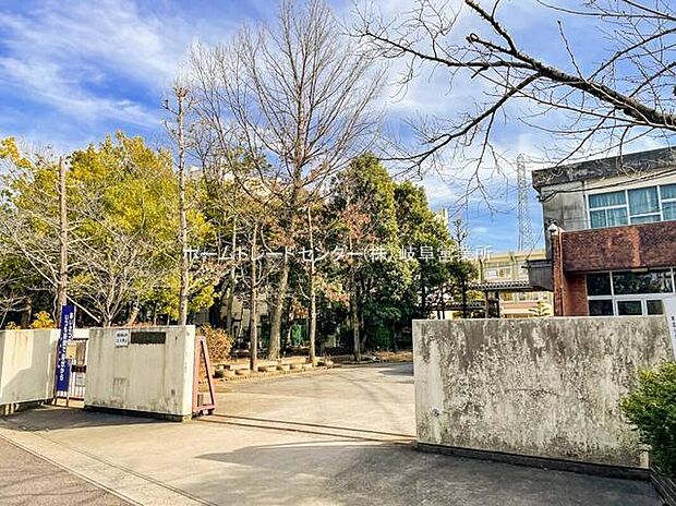 小牧市立本庄小学校（約1,000m）