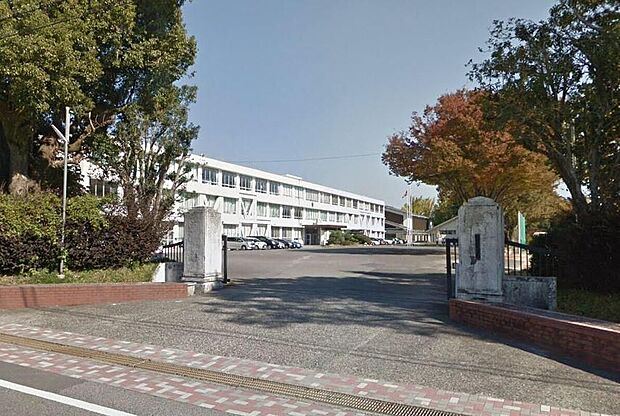 各務原市立那加中学校（約2,318m）