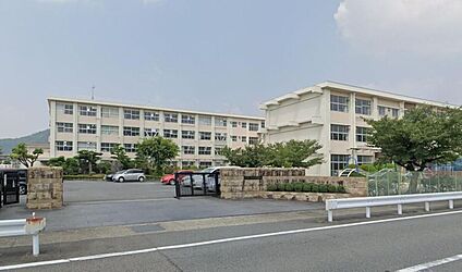 岐阜市立長良東小学校 2200m (徒歩28分)