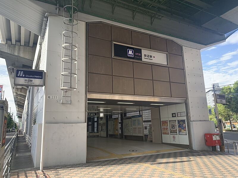 【車・交通】地下鉄メトロ線田辺駅