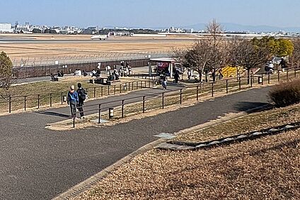 伊丹スカイパーク 4200ｍ(車約12分)