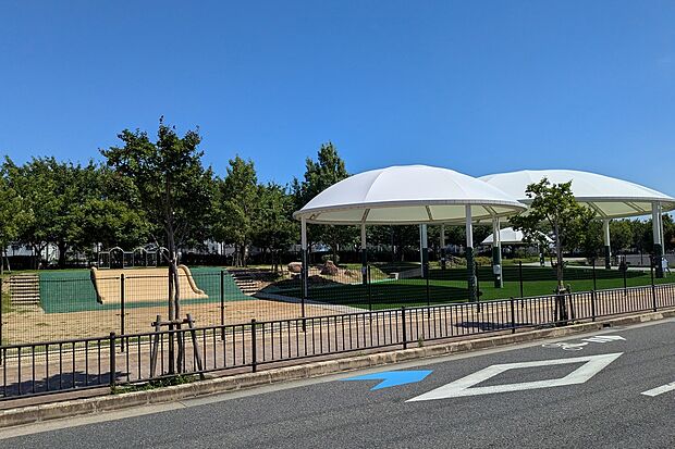 明和池公園(約800m)