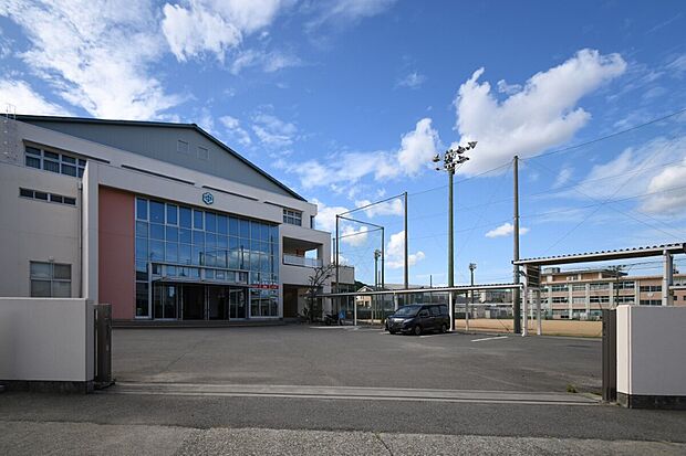 津田中学校（約1,400m）