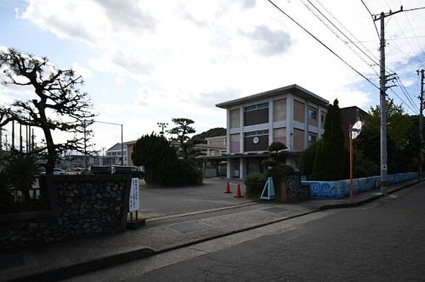 徳島市立津田小学校