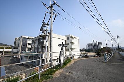 徳島市立南部中学校 徒歩1774m