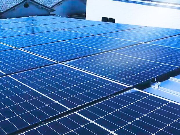 【太陽光発電システム】+100万円(税込)で太陽光発電システム付きに変更できます。詳しくはスタッフまでお問い合わせください。