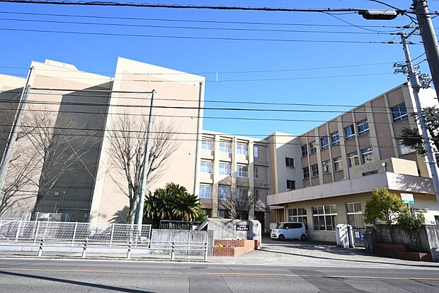 高松市立円座小学校(約160m)