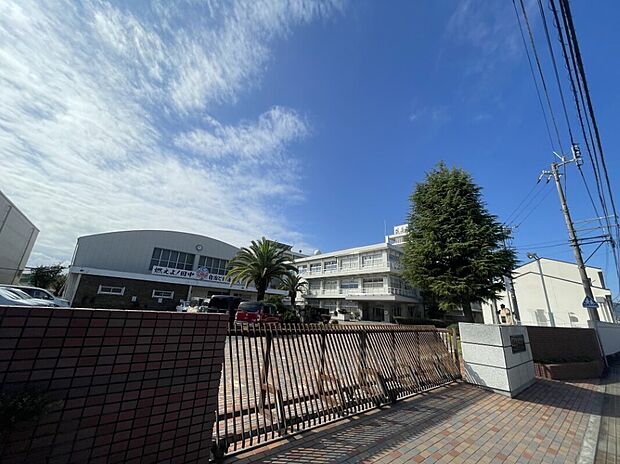 高松市立国分寺中学校(約350m)