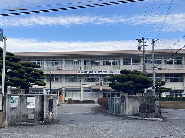 高知市立城北中学校（約2,200m）