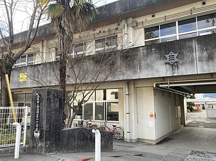 土佐市立高岡第一小学校 190m(徒歩3分)