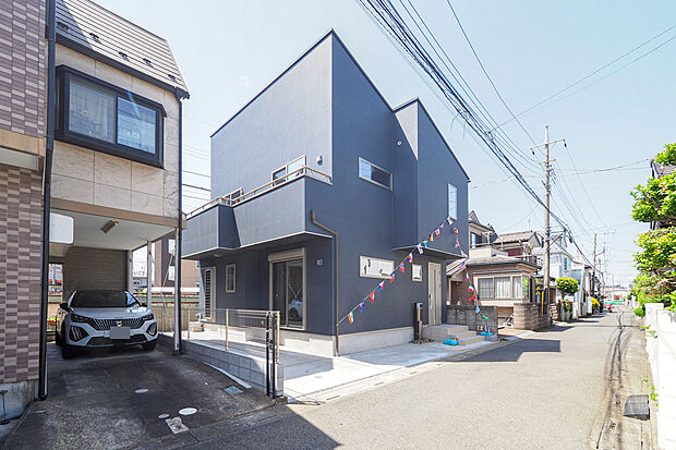 前面道路を含む現地外観/現地完成済みになります。現地見学、詳細などお気軽にお問合せください