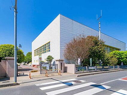 鶴ヶ島市立新町小学校 1300ｍ(徒歩17分)
