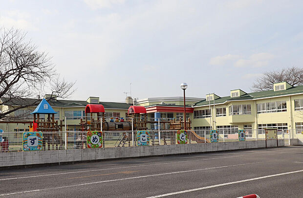 認定すずめこども園(約858m)