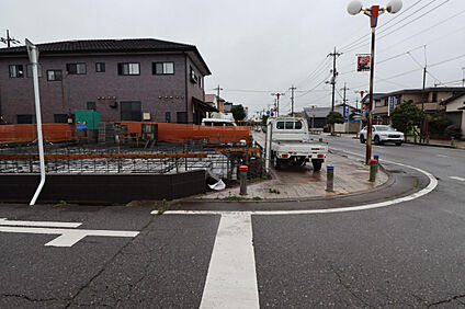 現地写真（基礎工事中）