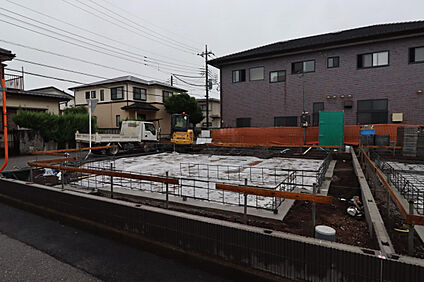 現地写真（基礎工事中）
