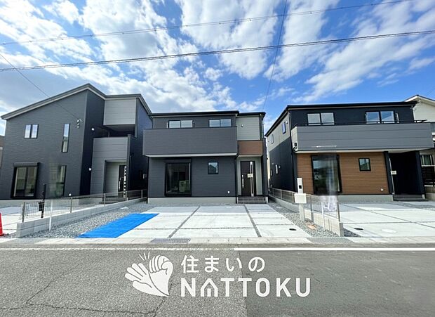 現地写真(街並み)
全6邸
駐車2台可能