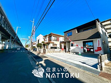 現地写真（前道含む外観）