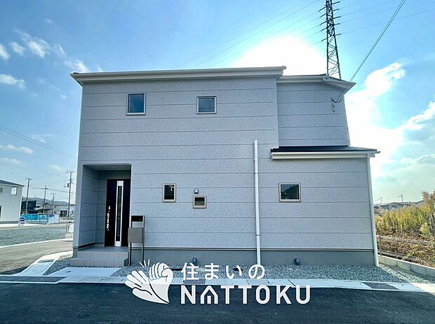 【現地写真（外観）【３号地】】健康被害に配慮したもっとも安全性の高い建材を採用し、シックハウス対策をしております。