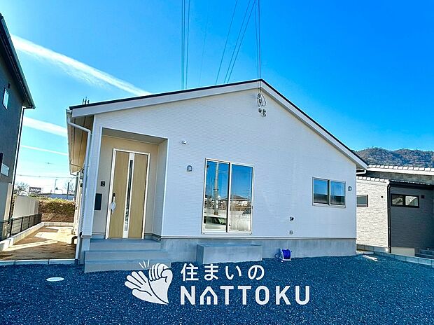 【現地写真(外観)【2号地】】健康被害に配慮したもっとも安全性の高い建材を採用し、シックハウス対策をしております。