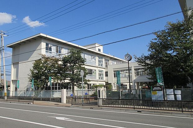 姫路市立城陽小学校（約1,100m）