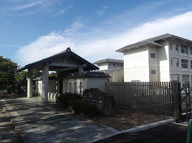 小野市立小野小学校（約1,100m）