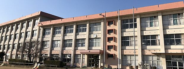 姫路市立花田小学校(約170m)