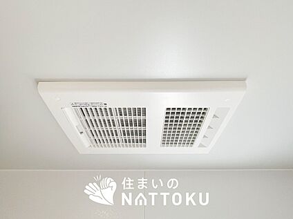 浴室暖房換気乾燥機