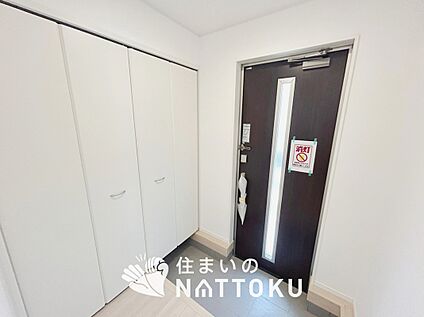 現地写真(玄関)