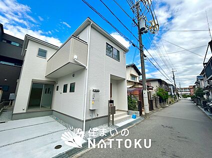 現地写真（前道含む外観）