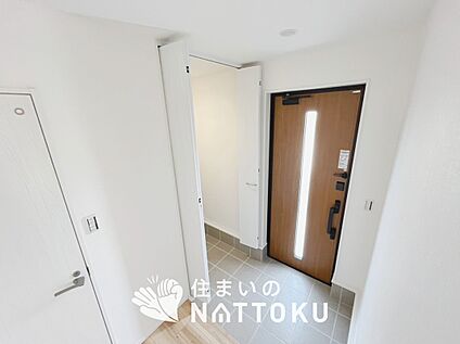 現地写真(玄関)
