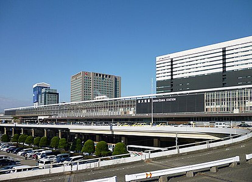 JR、地下鉄、新幹線「新大阪」駅徒歩12分