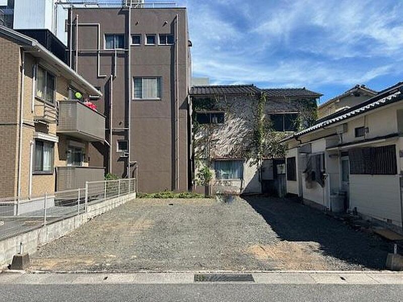 呉市街地に収納充実のLa Vieの2階建て！