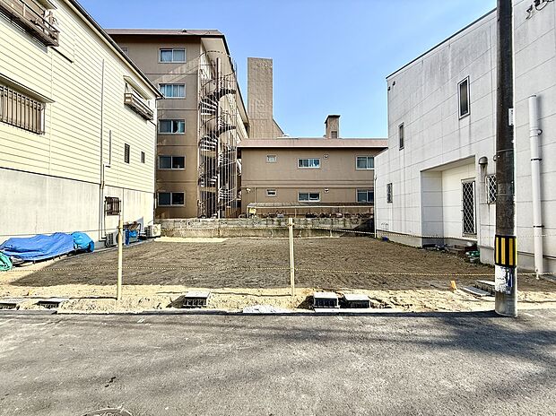 【【現地写真】】■「こんな間取りにしたい!」「壁紙を変えたらどうなる…?」というご希望をもとにパースを作成いたします。現地(2026年5月)撮影