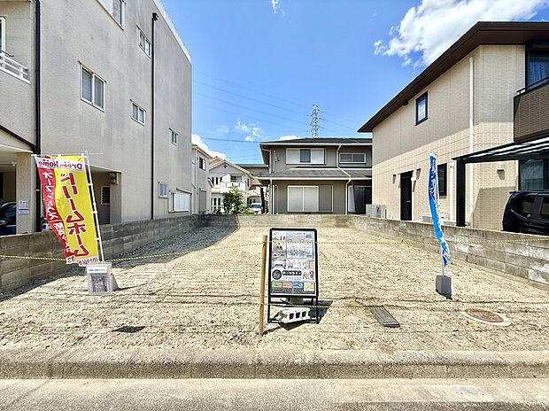 【【現地写真】】■キッズルーム完備!小さなお子様も楽しく過ごせるよう、DVD、おもちゃ、絵本、ぬりえなど取り揃えております。
現地(2026年5月)撮影
