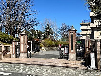さいたま市立原山中学校 約550ｍ(徒歩約8分)