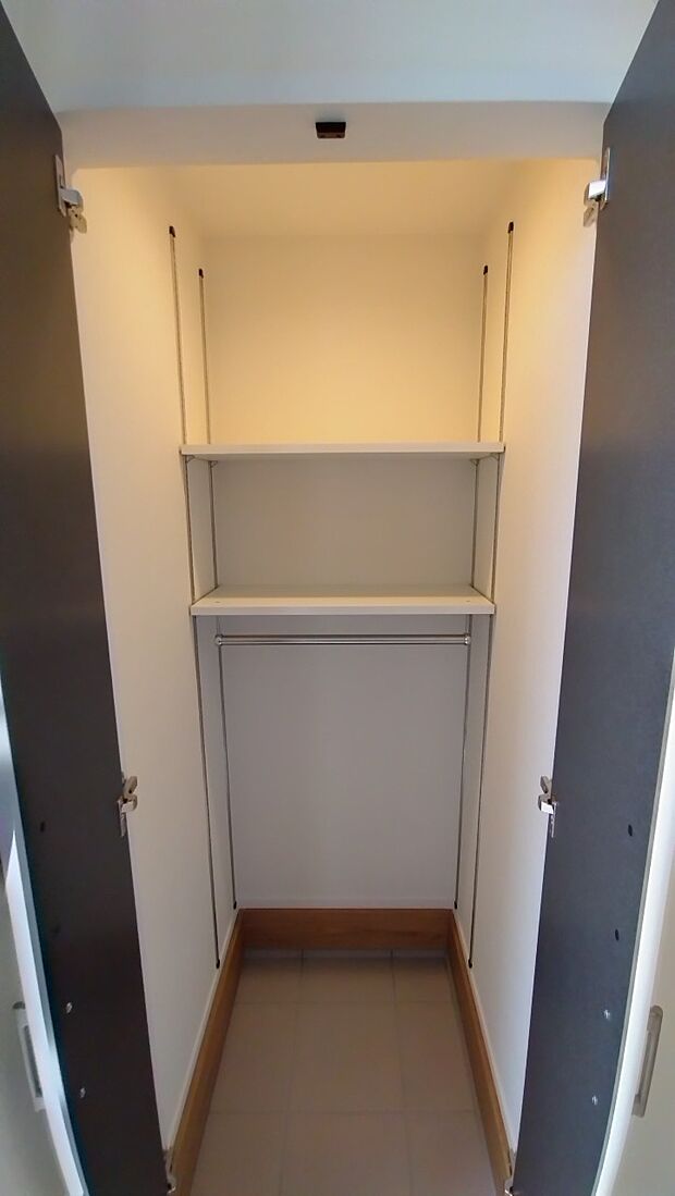 【玄関収納】同仕様物件の写真です