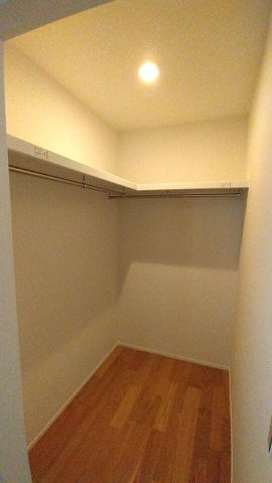 【ウォークインクローゼット】同仕様物件の写真です