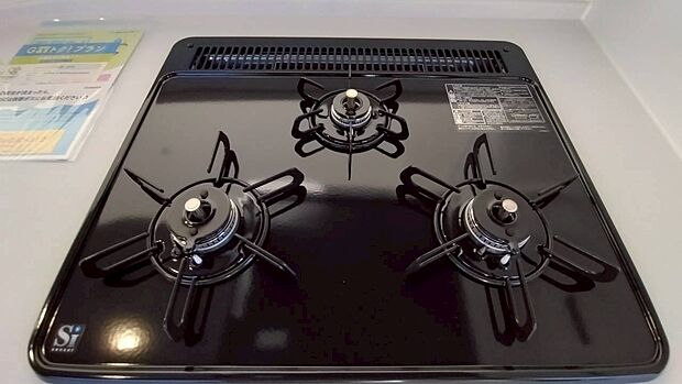 【コンロ】同仕様物件の設備です。実際とは異なる場合があります。