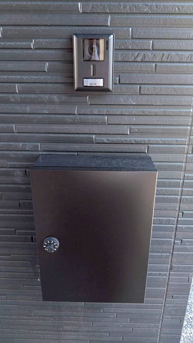 【ポスト】同仕様物件の設備です。実際とは異なる場合があります。