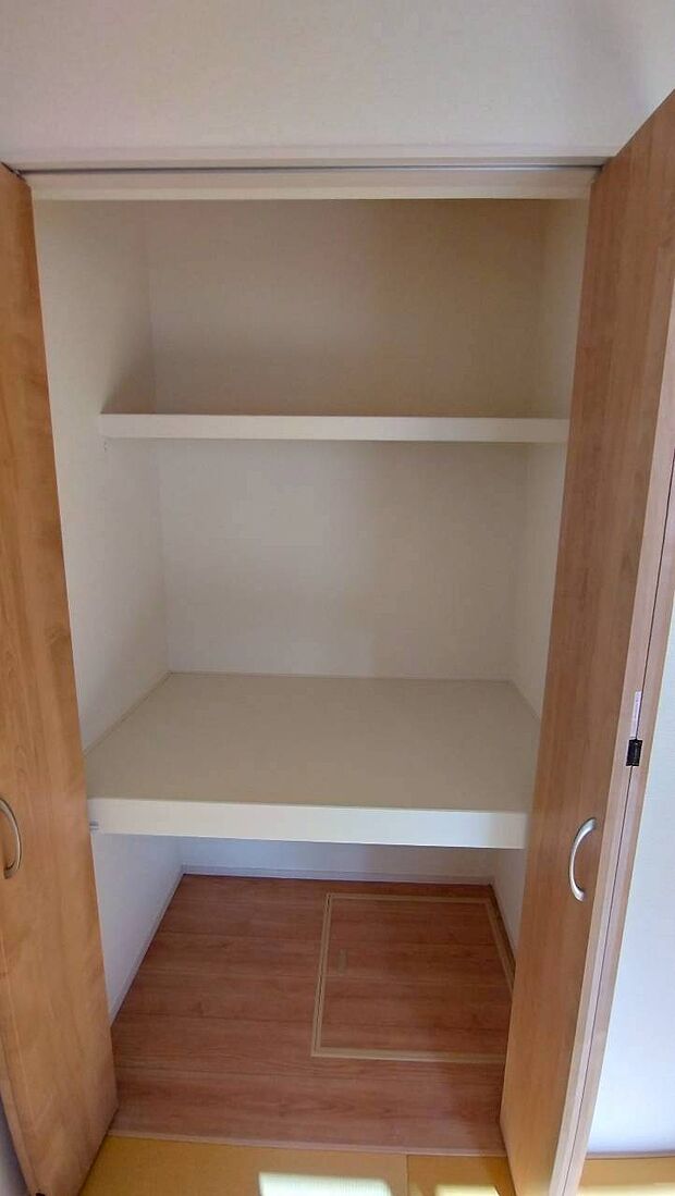 【押し入れ】画像は、同仕様物件の設備・仕様写真です。実際とは異なる場合があります。