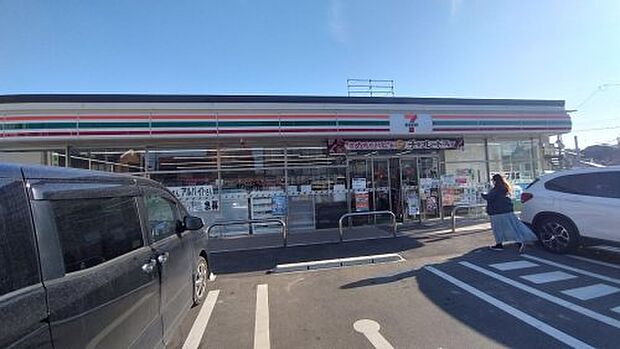 セブンイレブン 八幡竹末店