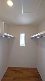 ウォークインクローゼット